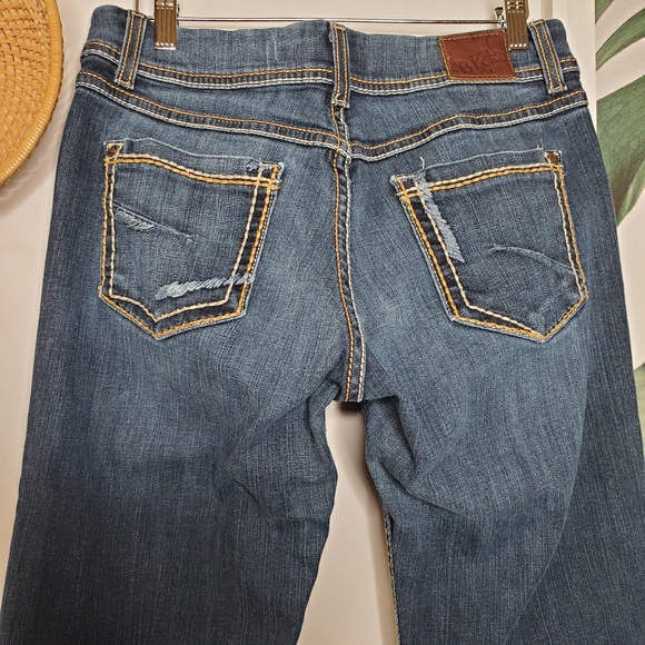 Buckle BKE Denim Harper Boot Cut Jeans Dark Wash - Picture 4 of 8